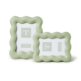 Wavy Wood 4x6 Photo Frame, Green