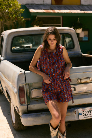Olivia by Livro Uba Short, Tessera