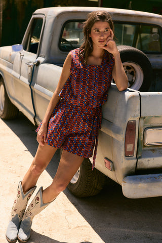 Olivia by Livro Uba Short, Tessera