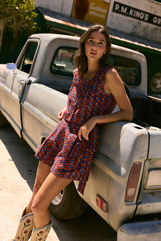 Olivia by Livro Uba Short, Tessera