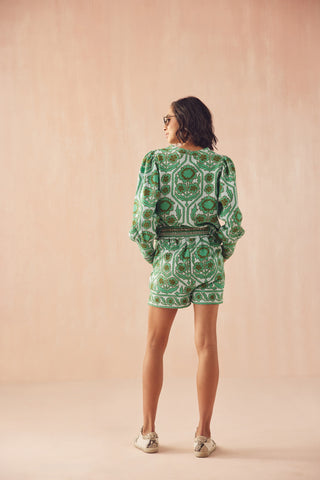 Omika Dani Shorts, Tessa Shisho