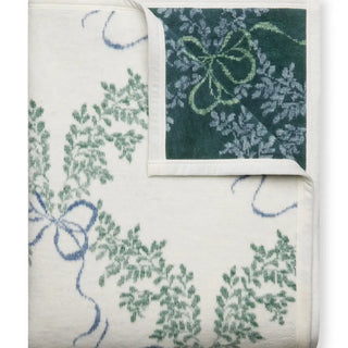 ChappyWrap Blanket, Boxwood Wreaths