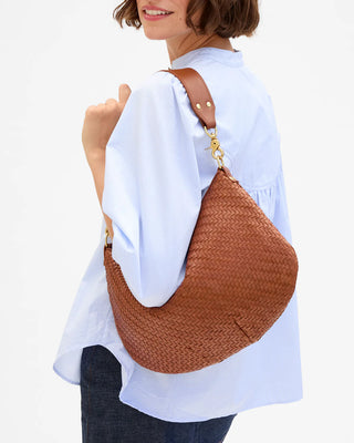 Clare V. Moyen Messenger, Hazelnut