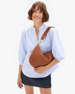 Clare V. Moyen Messenger, Hazelnut