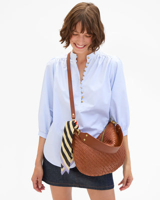 Clare V. Moyen Messenger, Hazelnut