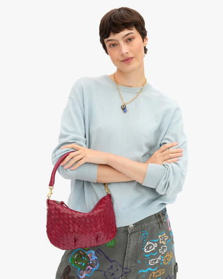 Clare V. Petit Moyen Messenger, Garnet