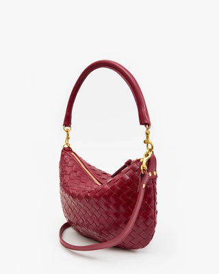 Clare V. Petit Moyen Messenger, Garnet