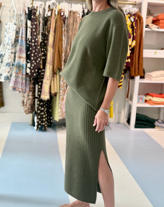 White & Warren Cashmere Oversized Tee, Deep Olive