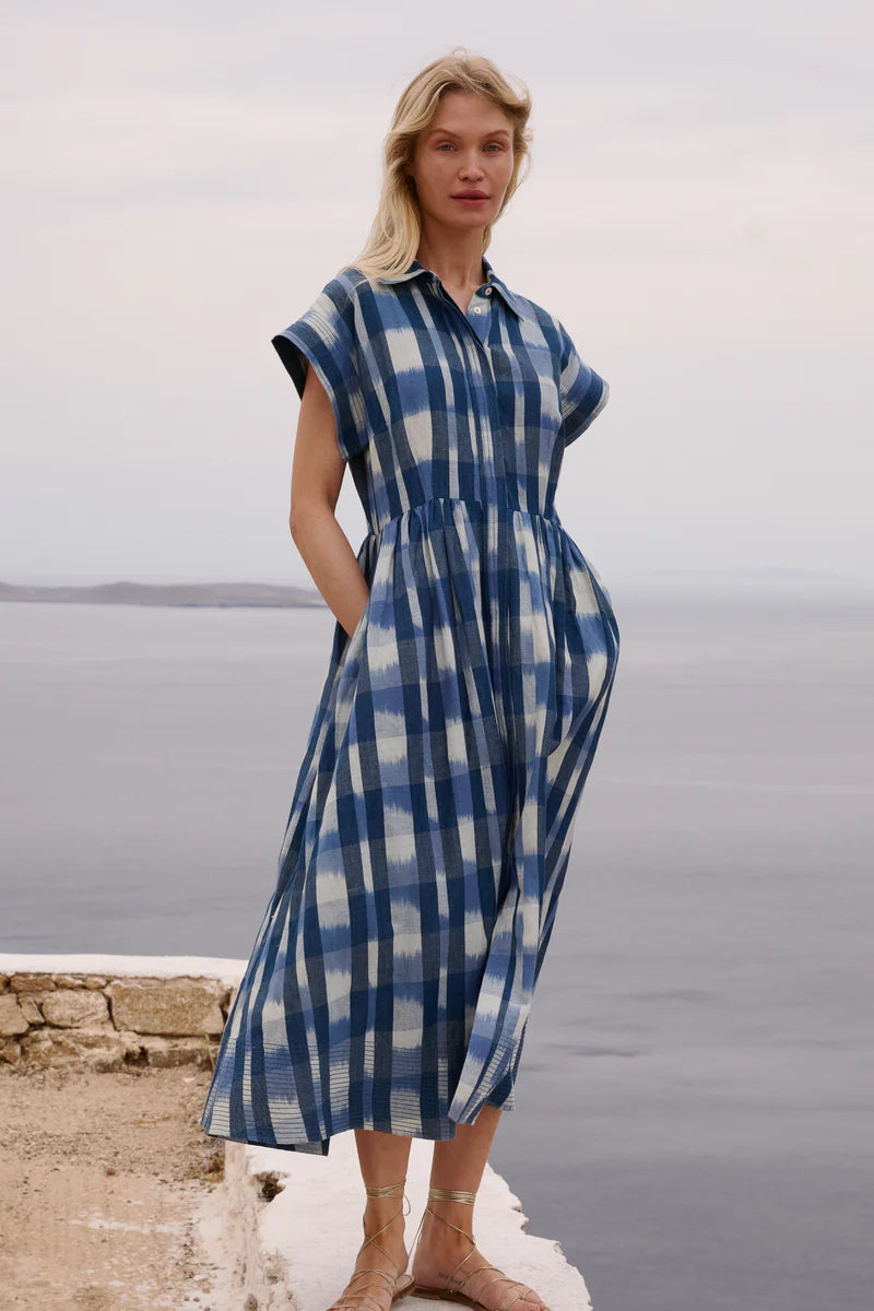 Oliphant Belted Shirt Dress, Beckett Navy – Monkee's of Mount Pleasant
