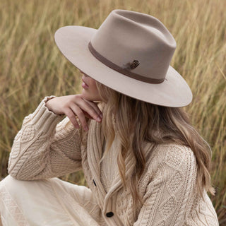 Freya Juliet Hat, Beaver