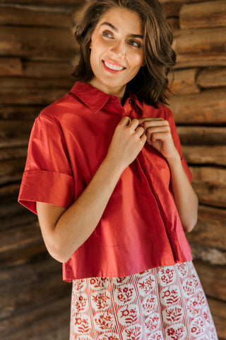 Livro Club Shirt, Cinnabar